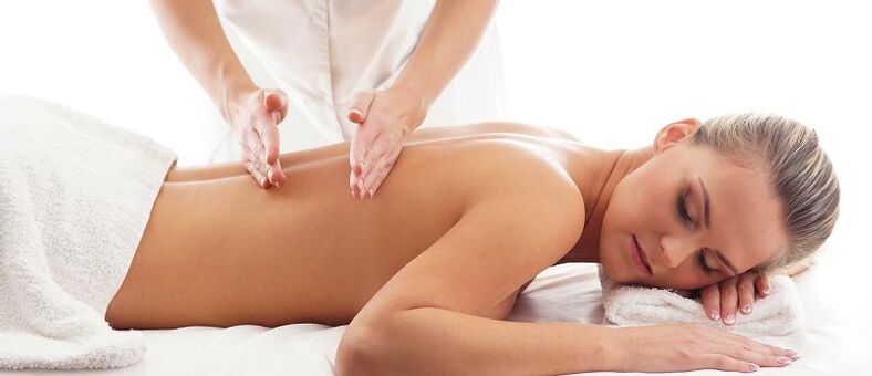 a masaxe como forma de tratar a dor lumbar